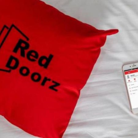 Reddoorz Near Siloam Karawaci 3 Hotel Tangerang Exterior photo
